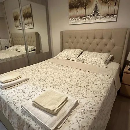 Apartment Antikyra شقة